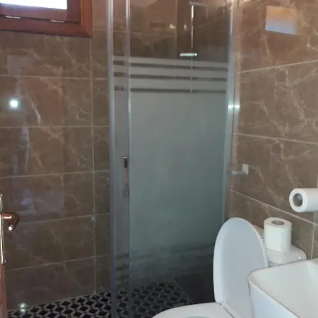 Heaven's Gate Lodge *