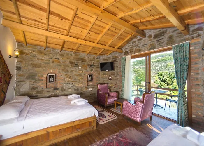 Heaven's Gate Chata *