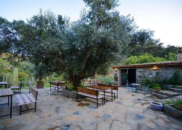 Heaven's Gate Chata *